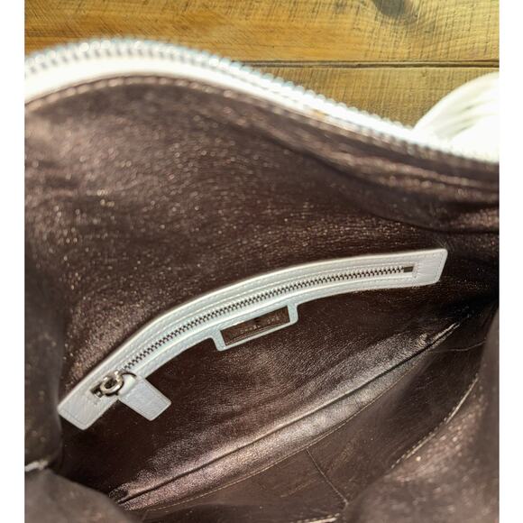 Michael Kors White Pebbled Leather Fold Over Clutch Shoulder Bag Tassel - Picture 9 of 14